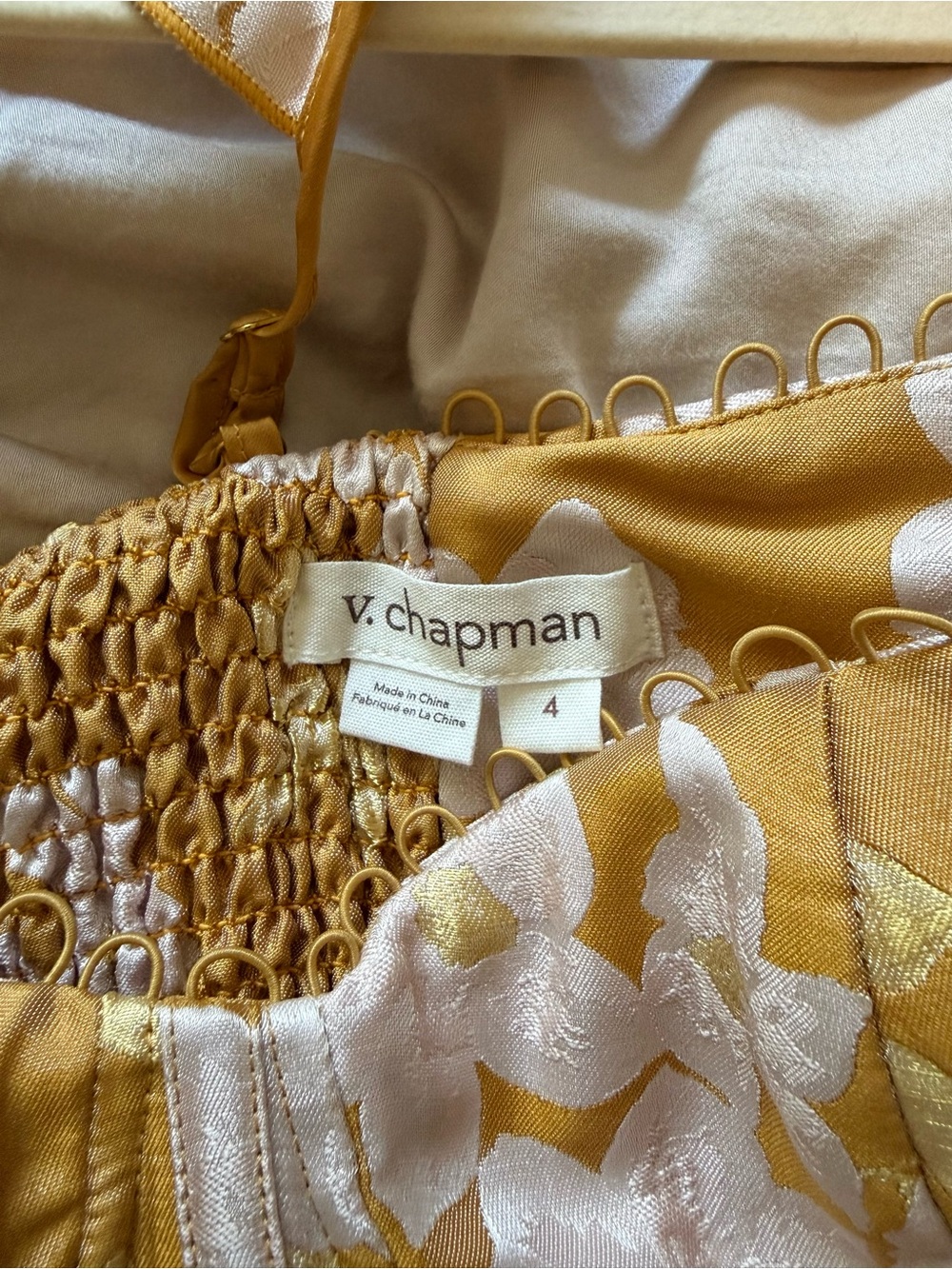 V. Chapman The Vera Dress in Gold Baroque Floral Size 4 - Picture 2 of 6